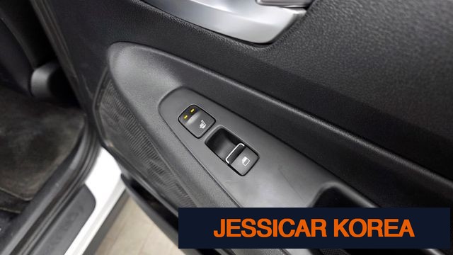 2020 Hyundai Santa Fe TM - Thumbnail 3