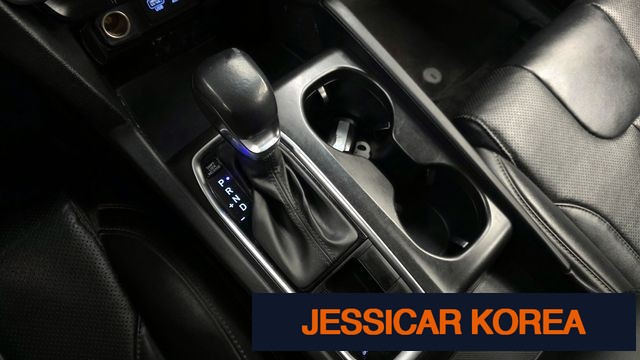 2020 Hyundai Santa Fe TM - Thumbnail 15
