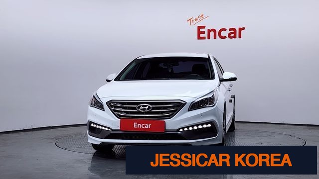 2017 Hyundai LF Sonata - Thumbnail 4