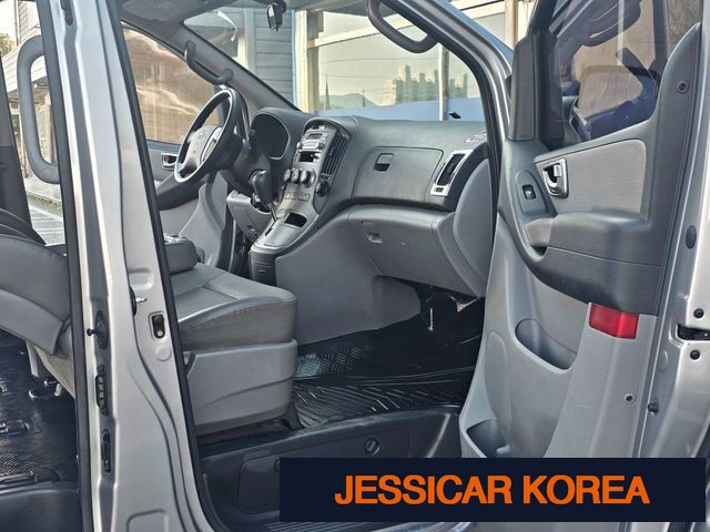 2011 Hyundai Grand Starex - Thumbnail 2