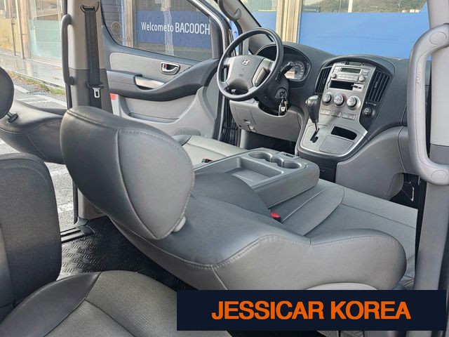 2011 Hyundai Grand Starex - Thumbnail 18