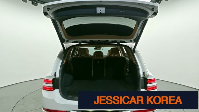 2020 Genesis GV80 - Thumbnail 16