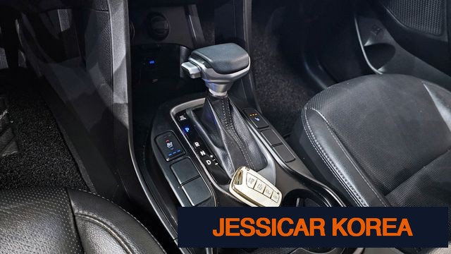 2013 Hyundai Santa Fe DM - Thumbnail 6