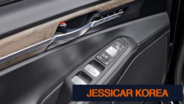 2020 Genesis G90 - Thumbnail 19