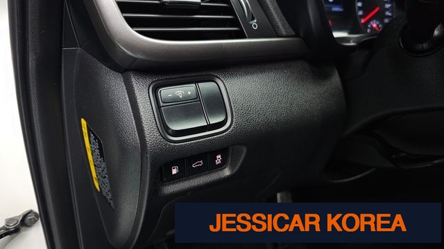 2016 Kia K5 2nd generation - Thumbnail 13