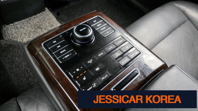 2014 Hyundai Equus (new model) - Thumbnail 3