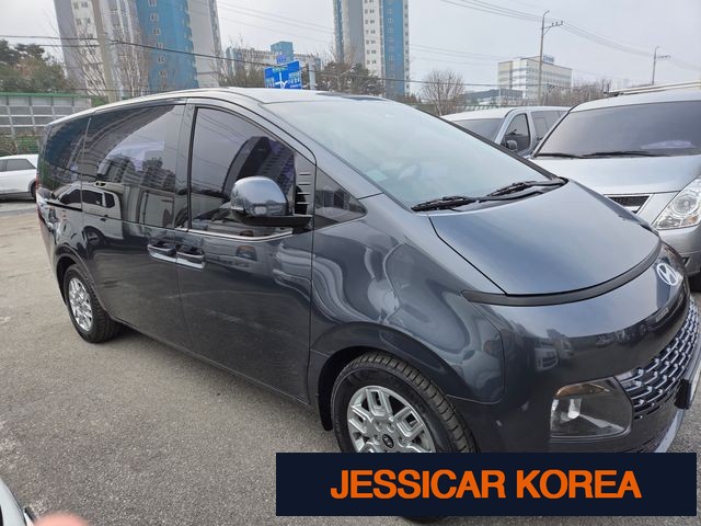 2025 Hyundai Staria - Thumbnail 10
