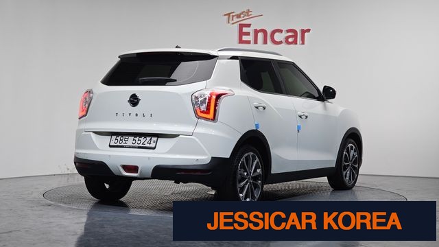 2018 KG Mobility tivoli armor - Thumbnail 14