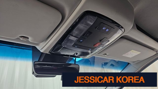 2022 Hyundai Staria - Thumbnail 14