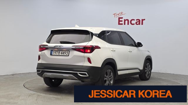 2023 Kia Seltos - Thumbnail 7