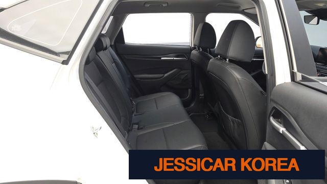 2023 Kia Seltos - Thumbnail 10