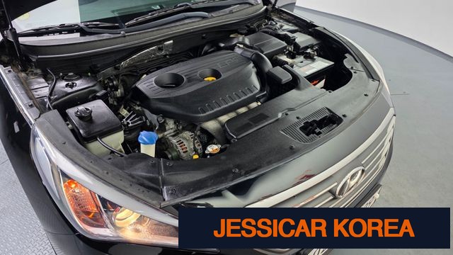 2015 Hyundai LF Sonata - Thumbnail 8
