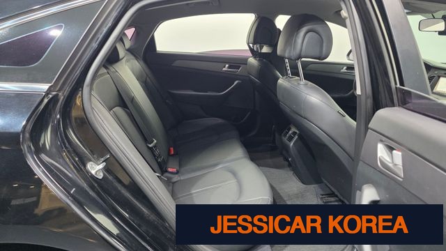 2015 Hyundai LF Sonata - Thumbnail 14
