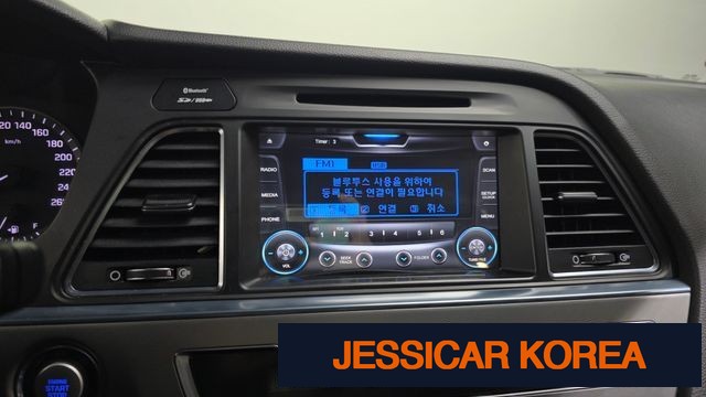 2015 Hyundai LF Sonata - Thumbnail 17