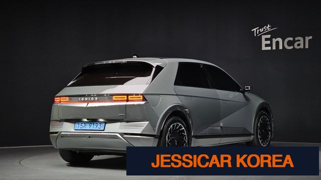 2022 Hyundai Ioniq 5 - Thumbnail 5