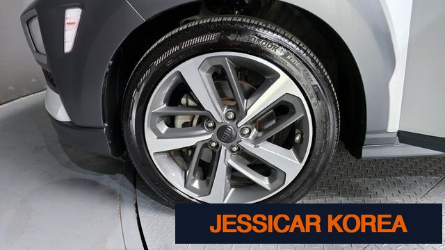 2018 Hyundai Kona - Thumbnail 3