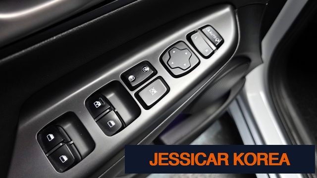 2018 Hyundai Kona - Thumbnail 18