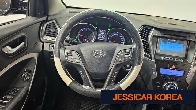 2013 Hyundai Santa Fe DM - Thumbnail 7
