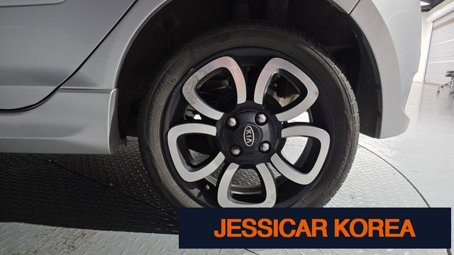 2011 Kia New Morning - Thumbnail 16