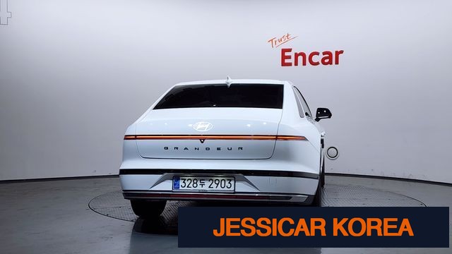 2023 Hyundai Grandeur (GN7) - Thumbnail 14