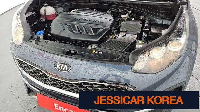 2021 Kia Sportage the bold - Thumbnail 2