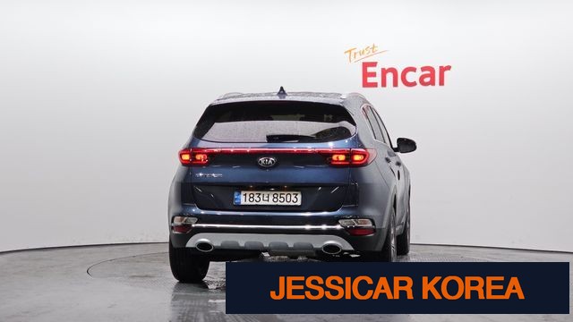 2021 Kia Sportage the bold - Thumbnail 5