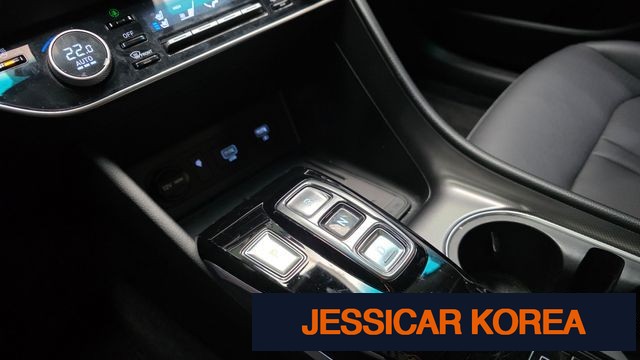 2022 Hyundai Sonata (DN8) - Thumbnail 8