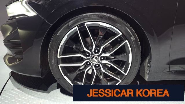 2021 Kia K5 3rd Gen - Thumbnail 3