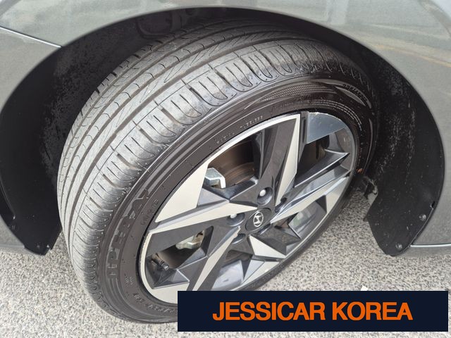 2021 Hyundai Avante (CN7) - Thumbnail 3