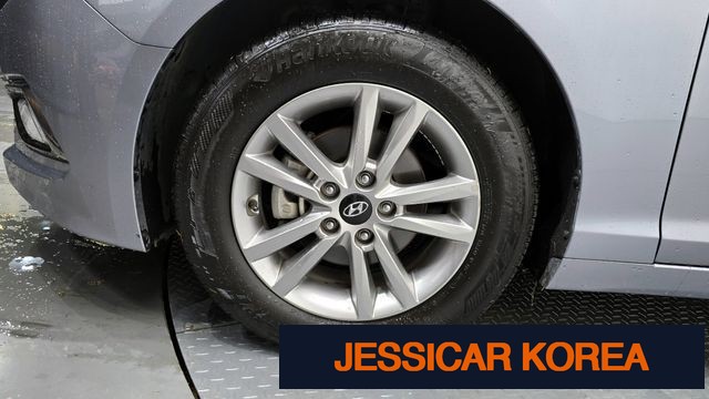 2016 Hyundai LF Sonata - Thumbnail 3