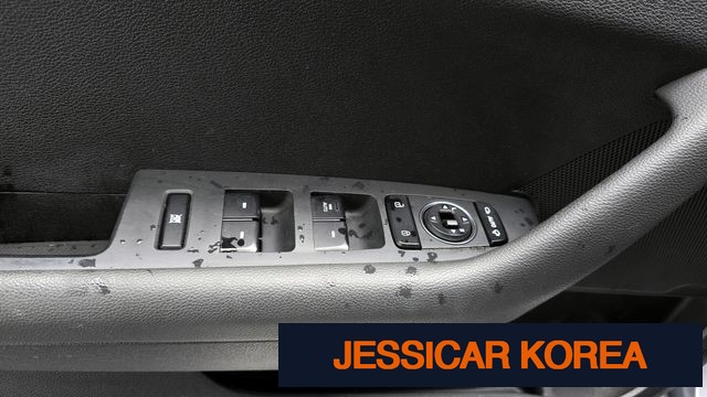 2016 Hyundai LF Sonata - Thumbnail 15