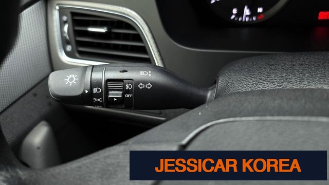 2016 Hyundai LF Sonata - Thumbnail 18
