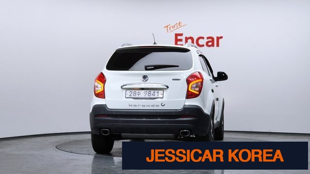 2017 KG Mobility New Style Korando C - Thumbnail 3