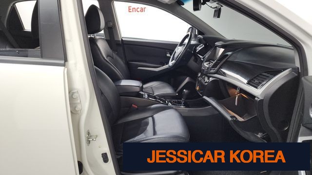 2017 KG Mobility New Style Korando C - Thumbnail 4