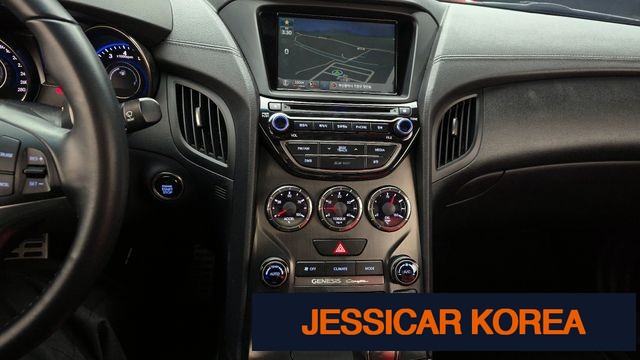 2016 Hyundai The New Genesis Coupe - Thumbnail 2