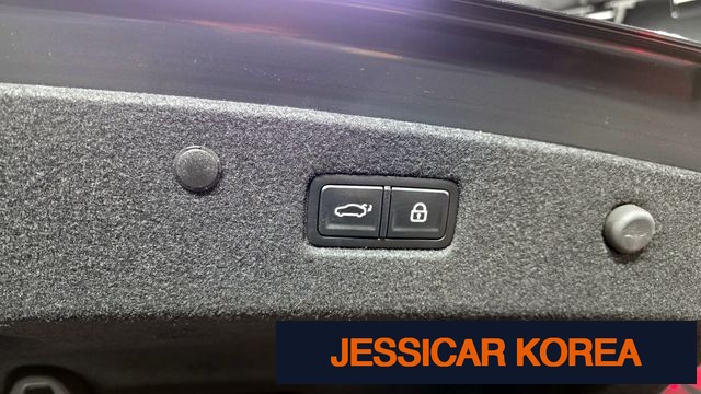 2022 Kia K8 Hybrid - Thumbnail 2