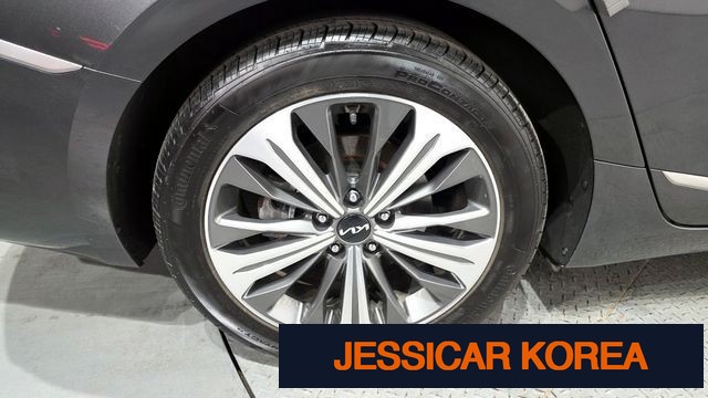 2022 Kia K8 Hybrid - Thumbnail 11