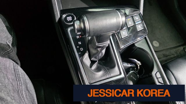 2022 Kia Sportage 5th Gen - Thumbnail 4