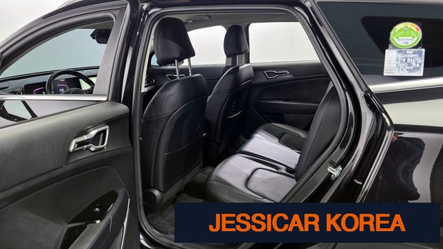 2022 Kia Sportage 5th Gen - Thumbnail 8