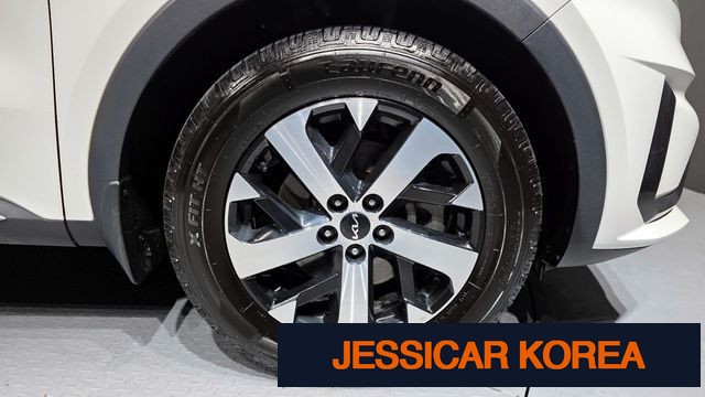 2022 Kia Sorento 4th Gen - Thumbnail 13