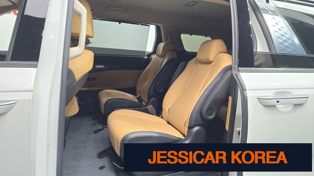 2021 Kia Carnival 4th Gen - Thumbnail 9