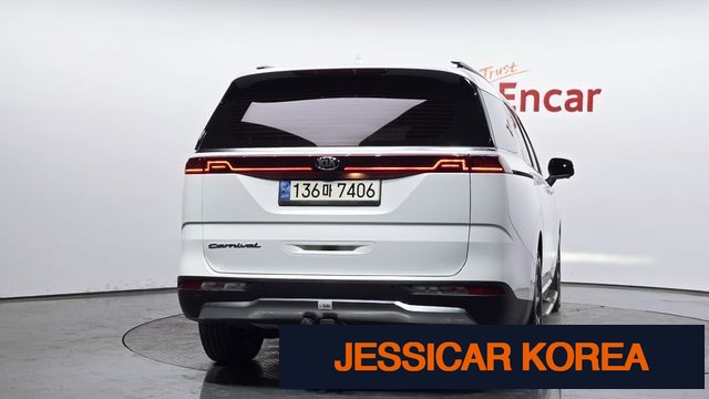 2021 Kia Carnival 4th Gen - Thumbnail 18