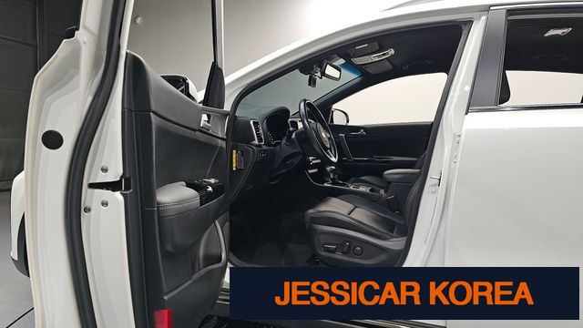 2019 Kia Sportage the bold - Thumbnail 10