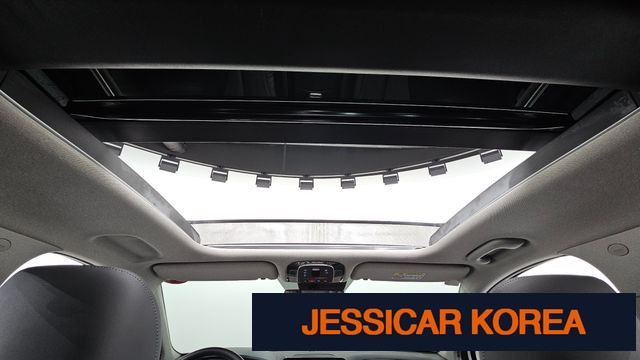 2022 Hyundai The New Santa Fe - Thumbnail 13
