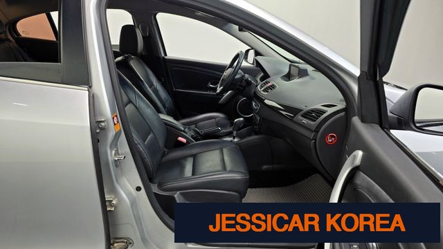 2011 Renault Korea New SM3 - Thumbnail 8