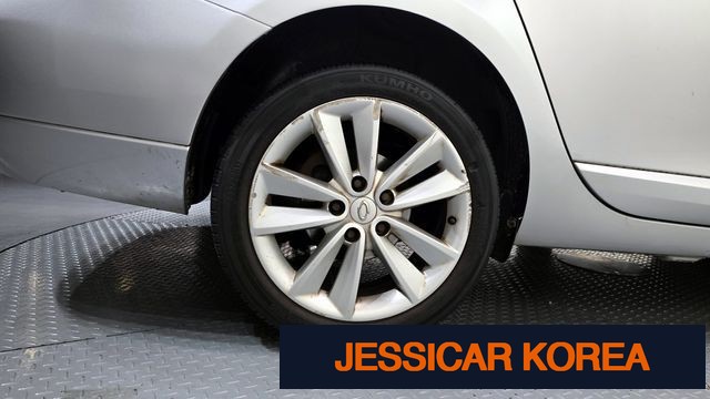 2011 Renault Korea New SM3 - Thumbnail 9