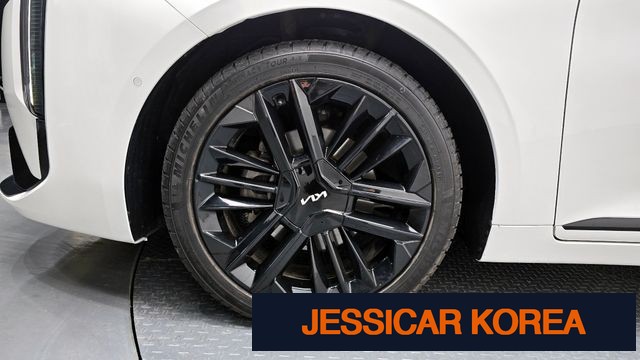 2025 Kia The New K8 Hybrid - Thumbnail 6