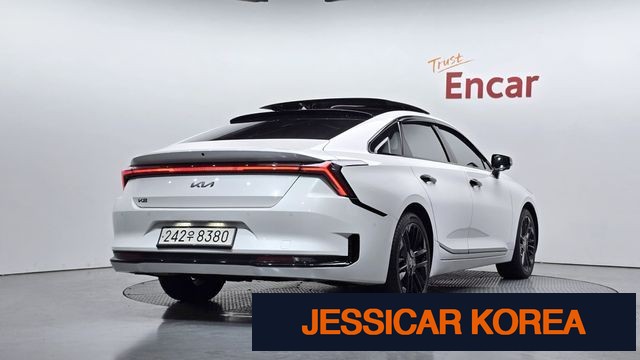 2025 Kia The New K8 Hybrid - Thumbnail 12