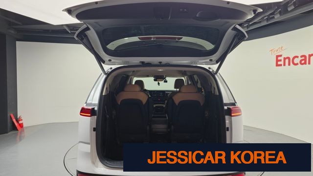 2021 Kia Carnival 4th Gen - Thumbnail 18