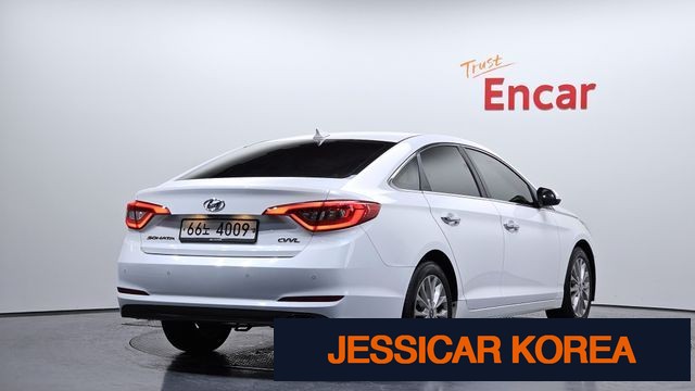 2017 Hyundai LF Sonata - Thumbnail 8